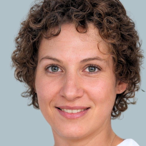 Dr. Ana Jurić, mag. pharm.